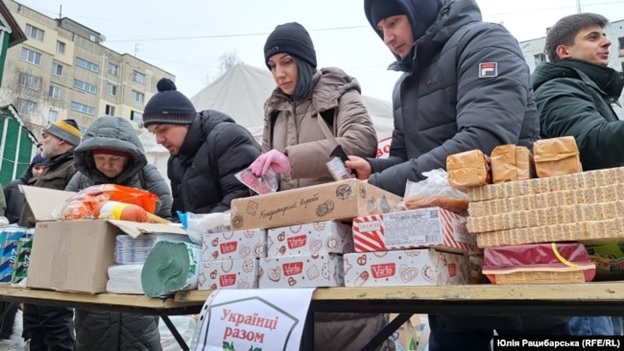 «Люди нанесли дуже багато – теплі речі, ковдри»