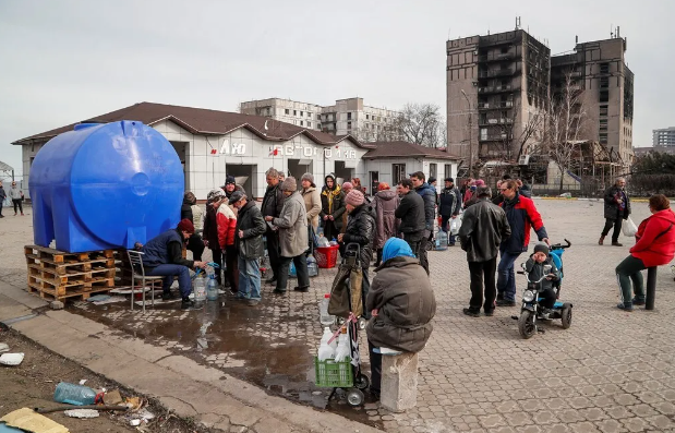 Наталія померла, стоячи у черзі за водою