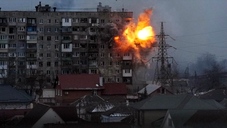 Photojournalist Yevhen Maloletka: “We have never seen such a massive use of artillery anywhere as in Mariupol”