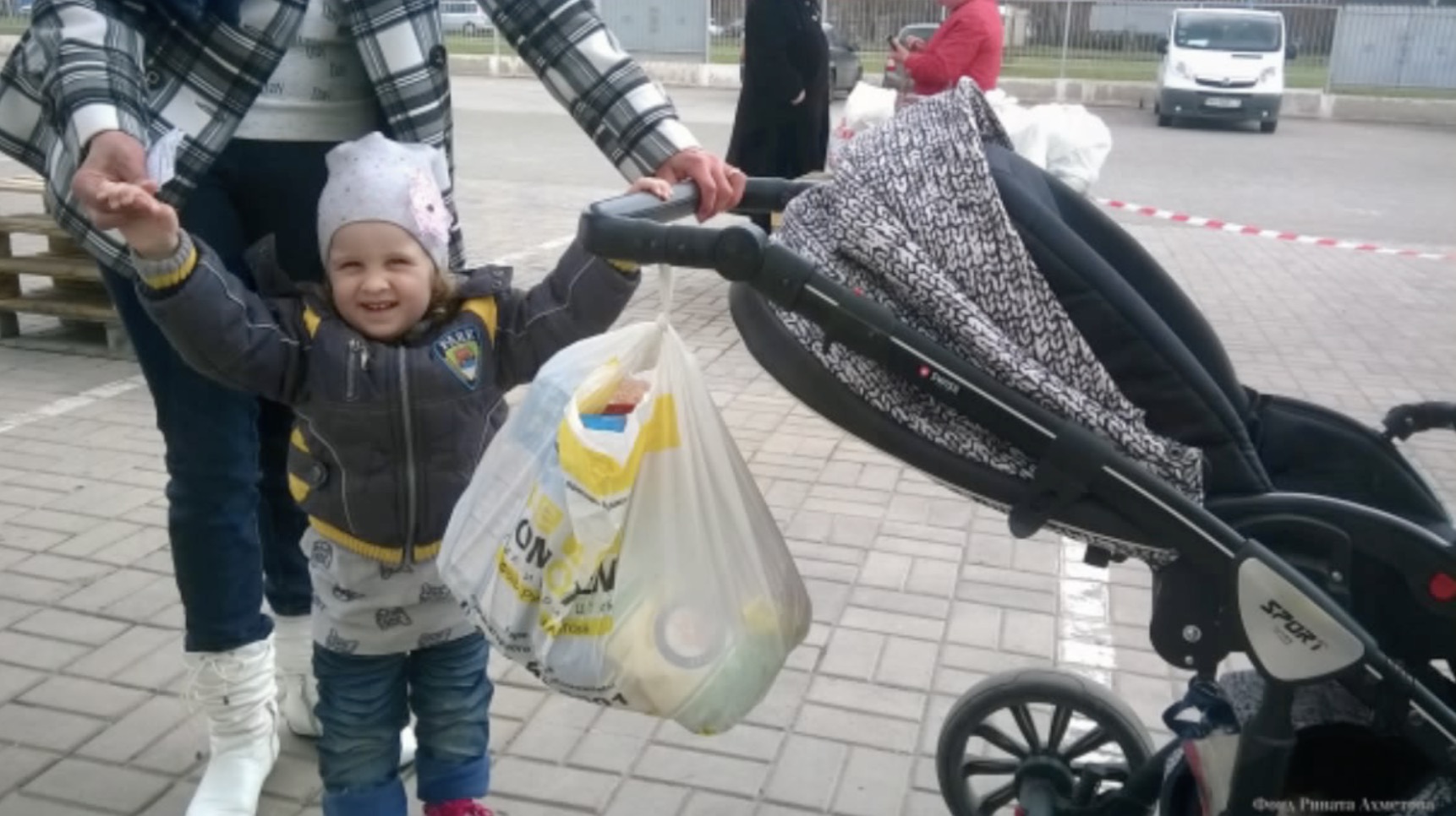 Батьки залишалися на тій стороні, я весь час за них переживала