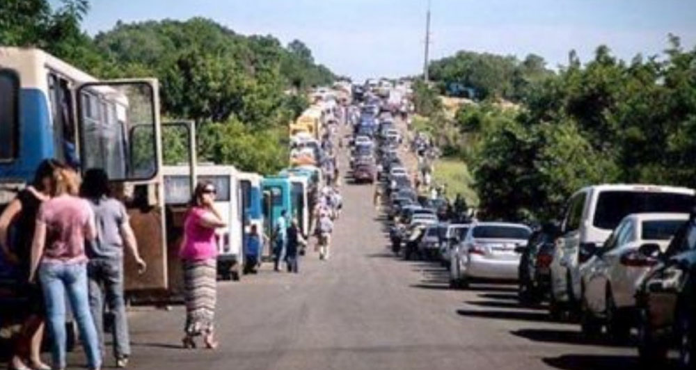 Стало ясно, що це надовго. Довелося все залишати й переїжджати