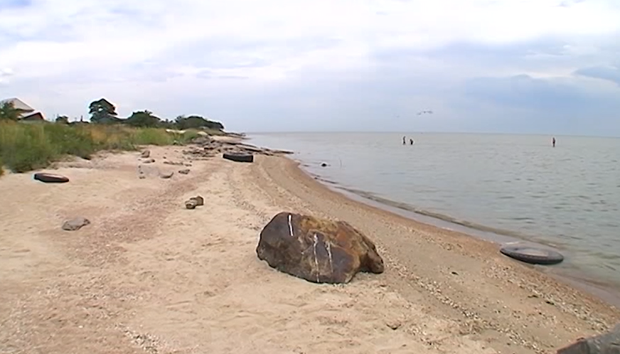 Shells were everywhere: they stuck out of the road, and fell on the sides