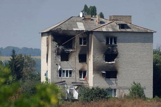 Як бабахнуло – той дім і склався