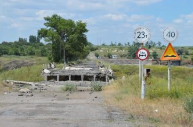 Ніби м'ячик летить і горить. І ти не знаєш, де він впаде. Це дуже страшно!