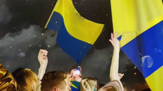 «Люди виходили на вулицю, гуртувались, про щось говорили»