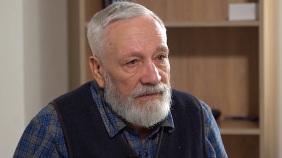 Вибух, як закричу: “А-а-а-а”! Бах, і двері на мені
