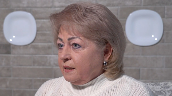 Дзвінок: “Горить ваша хата!” Я бігла й кричала: “Мамо, тільки дочекайся!” Дзвінок: “Горить ваша хата!” Я бігла й кричала: “Мамо, тільки дочекайся!”