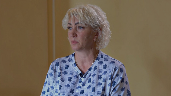 «Живу і радію життю»: історія Ганни Караблінської з Маріуполя увійшла до Музею «Голоси Мирних» Фонду Ріната Ахметова «Живу і радію життю»: історія Ганни Караблінської з Маріуполя увійшла до Музею «Голоси Мирних» Фонду Ріната Ахметова