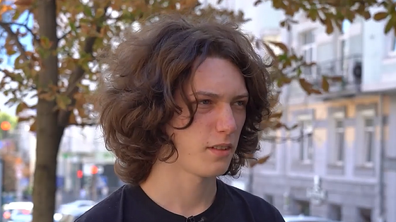 Я не розумів, що відбувається, але розумів, що піцу я замовити не зможу