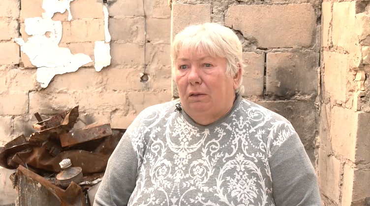 А ви чого тут? Три хвилини на збори!