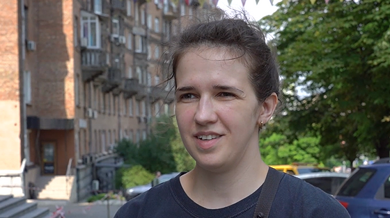 Я зібрала котів і чекала паузи, щоб піти в укриття, але паузи не було