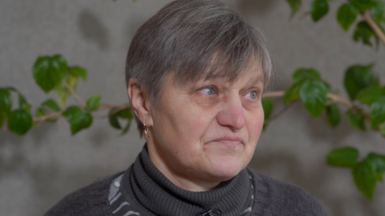 Ми сиділи у погребі, і, здавалося, що стільчик йде під землю