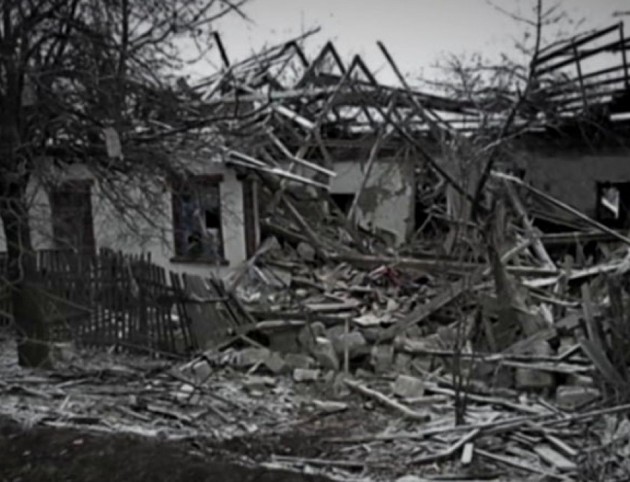 «Когда началась война, наш дом разбили, а потом опять стрельба»