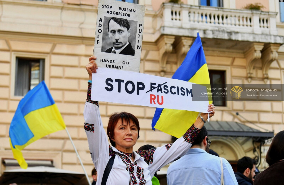 Коли двічі залишаєш домівку не з власної волі, відчуття дому стає хитким