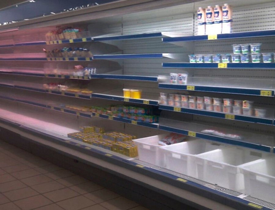 «В магазині не було продуктів: ні для гуманітарної допомоги, ані для покупців»